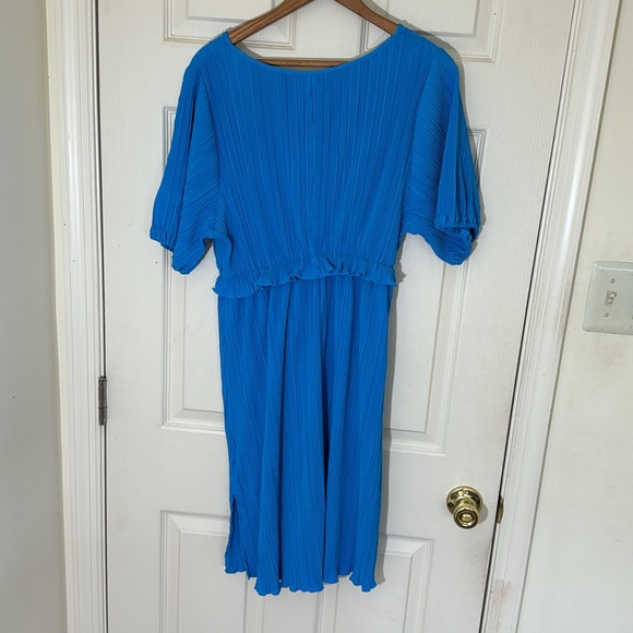 NWT Aqua Blue Pleated Midi Dress Drawstring Waist Size Large - Picture 8 of 9